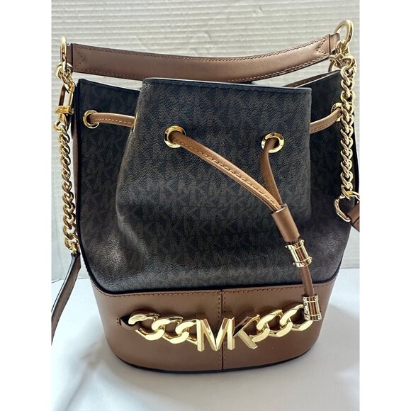 MICHAEAL KORS Devon Medium Logo Bucket Bag NEW - Picture 2 of 13